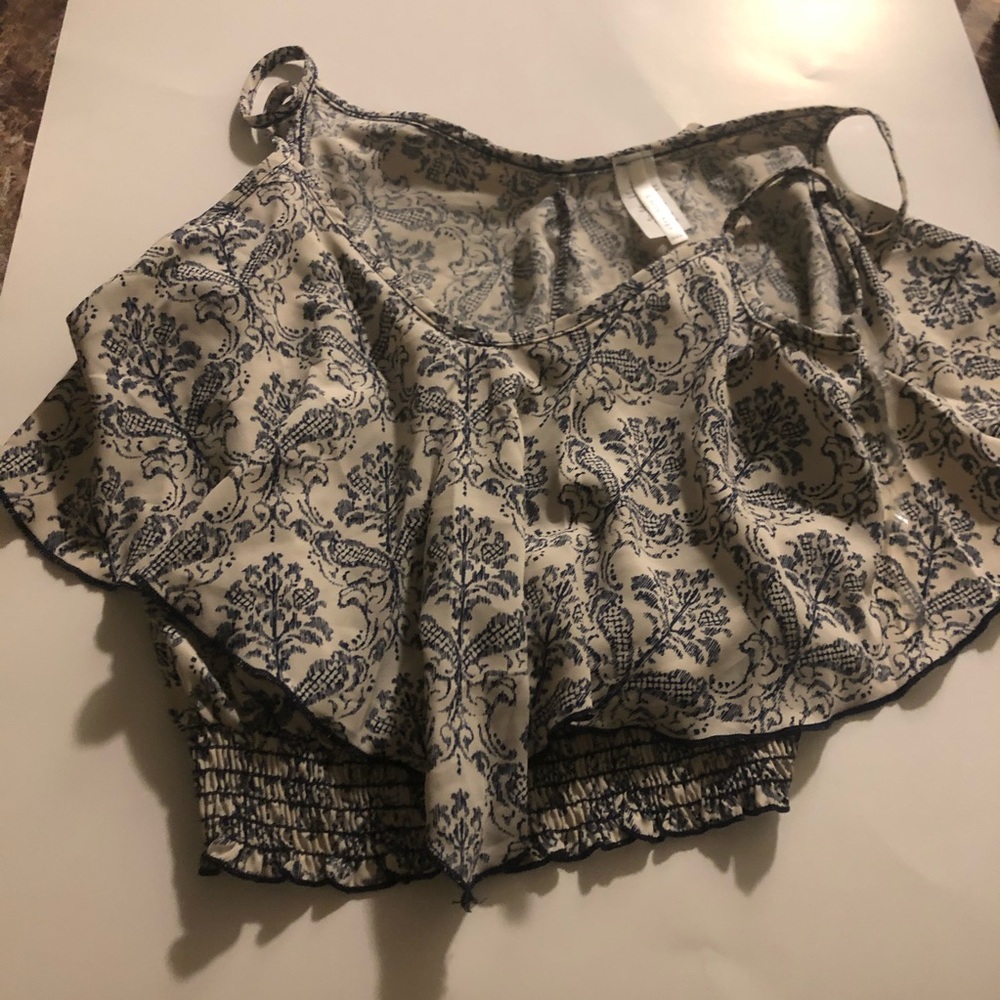 Crop top